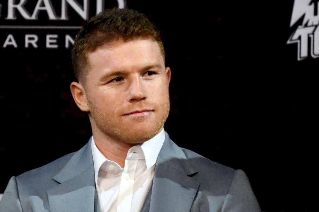 Canelo Álvarez presume vacaciones en las Bahamas y su lujoso yate