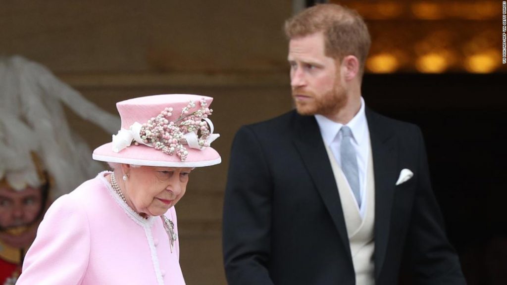 La reina Isabel II rompe el silencio sobre el Megxit: “Habrá un periodo de transición”