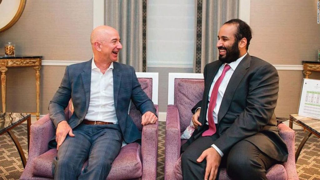 Escándalo político mundial por hackeo al celular de Jeff Bezos; expertos de la ONU dicen estar “muy preocupados”