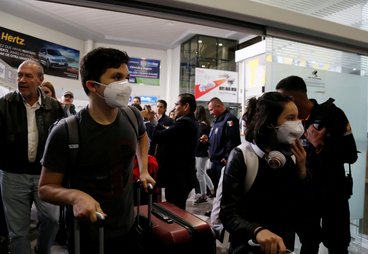 Llegaron a Francia los diez mexicanos repatriados desde Wuhan por la crisis del coronavirus