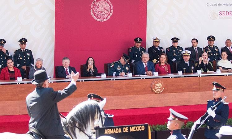 Fuerzas Armadas respaldan a México y a AMLO