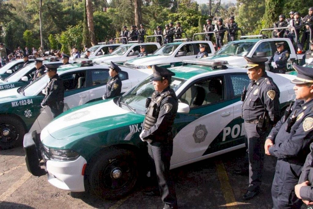 Policías detenidos de la Ciudad de México por secuestro