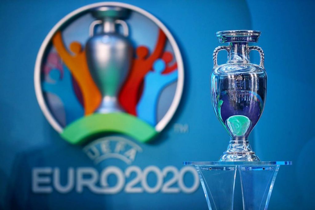 UEFA plantea suspender la Euro por culpa del coronavirus
